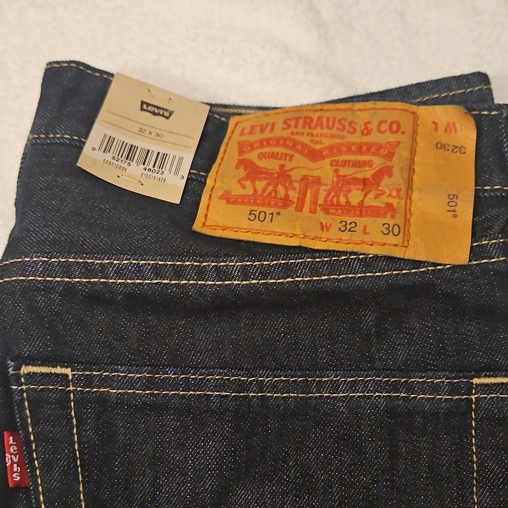 Levi's Dark Blue Denim Straight Leg Jeans Men Regular Fit Button Logo Classic